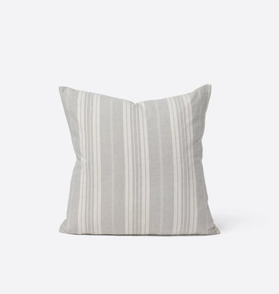 Quilla Vintage Pillow 19" x 19.5"