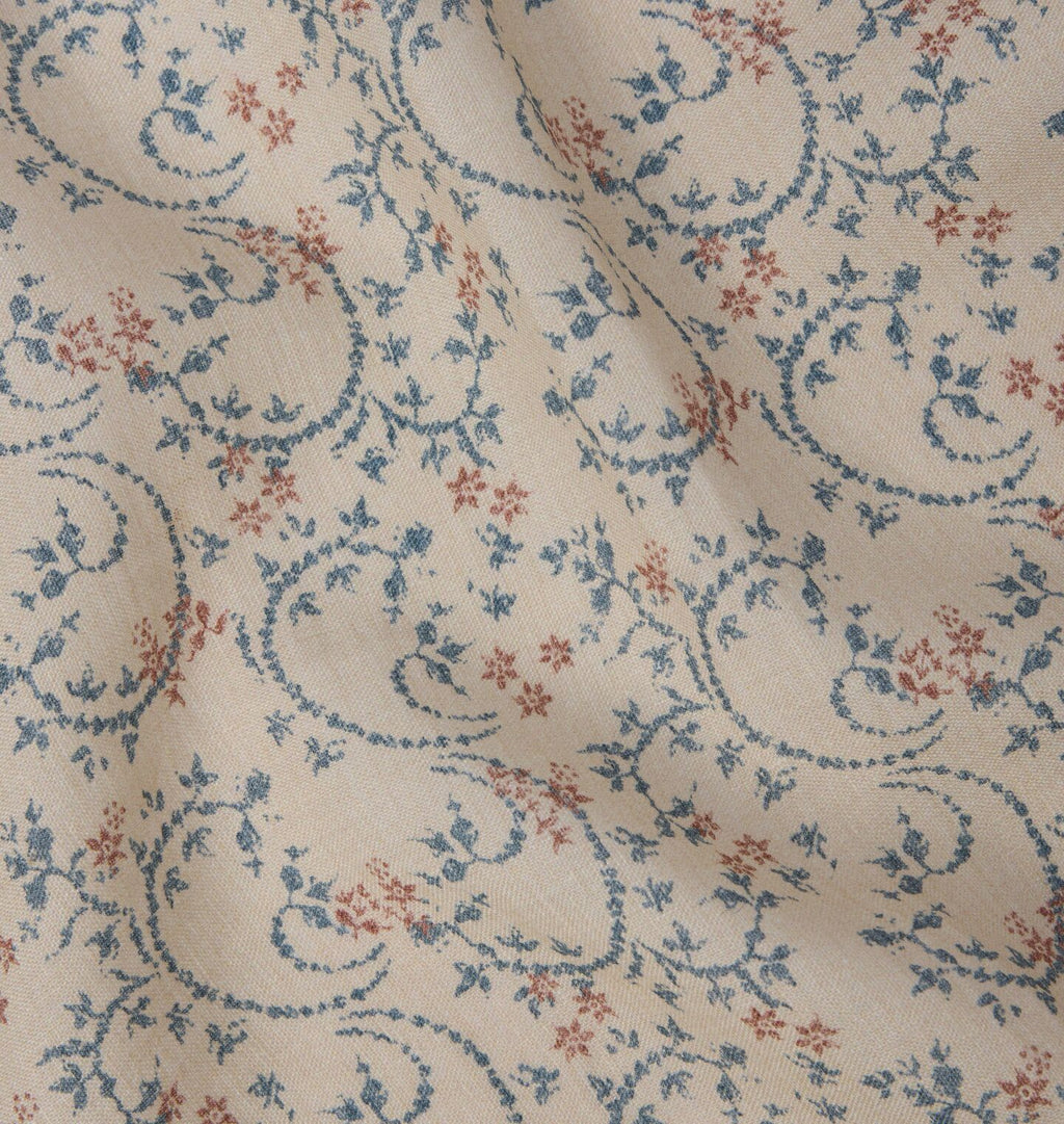 Verena Tablecloth Amphora Detail