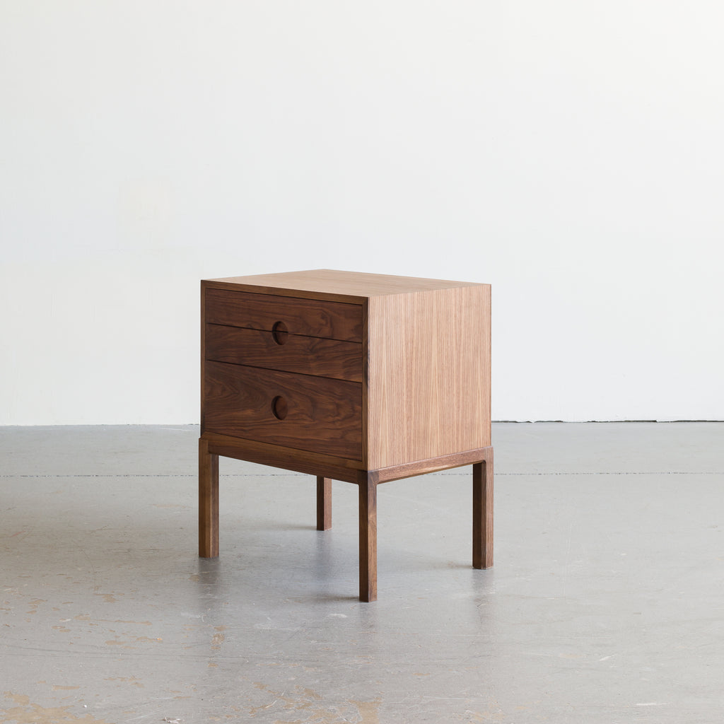 Kanan Side Table - Furniture - Line - Side Table – Shoppe Amber Interiors
