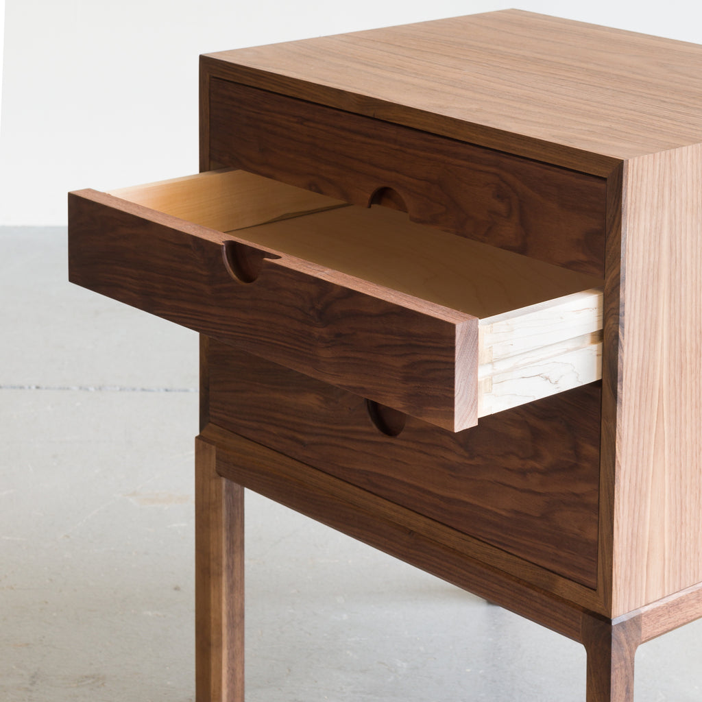 Kanan Side Table - Furniture - Line - Side Table – Shoppe Amber Interiors