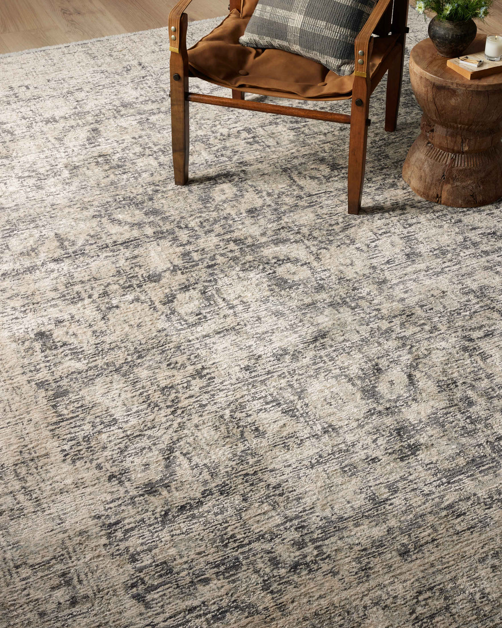 Alie Charcoal / Beige Rug