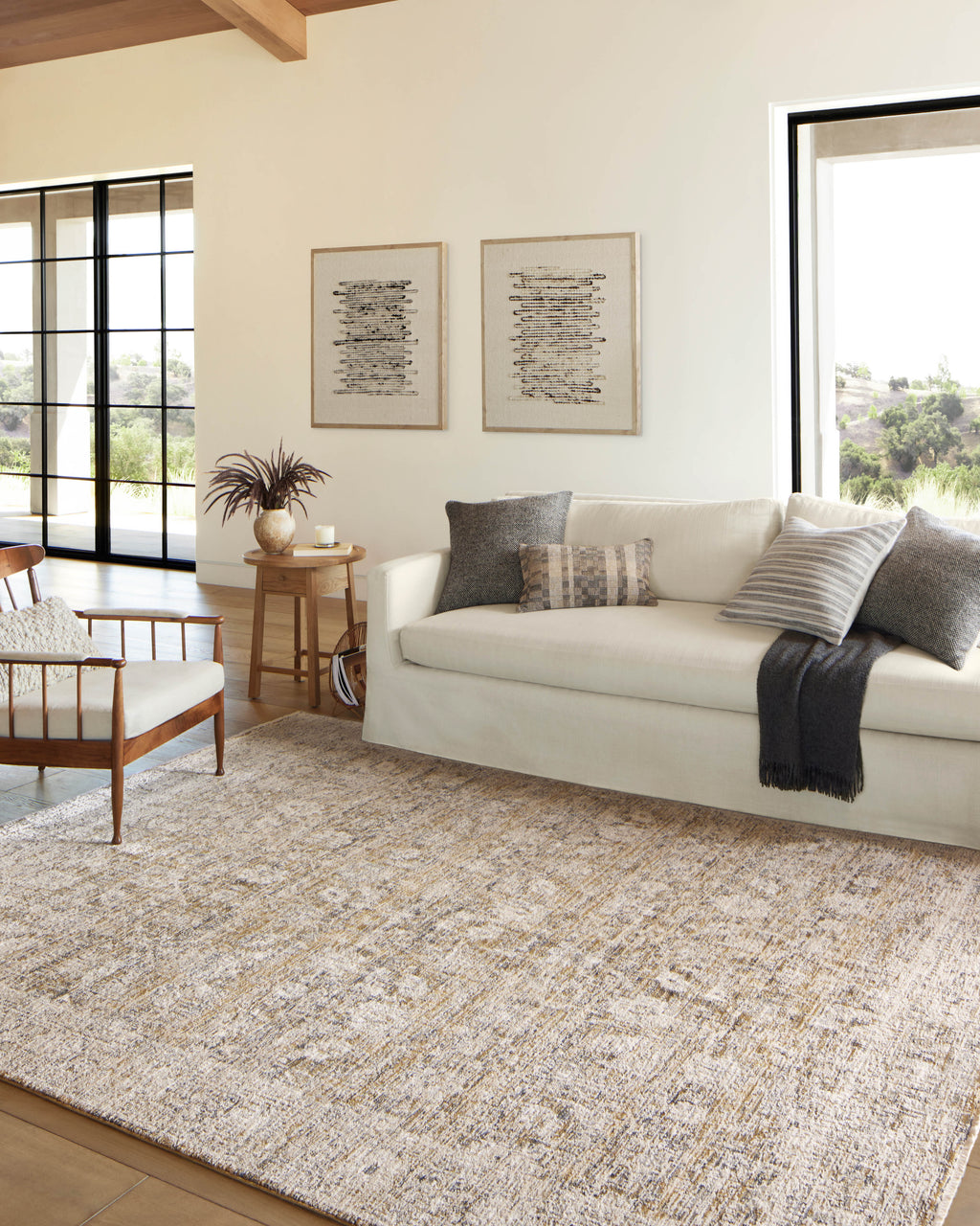 Alie Gold / Beige Rug