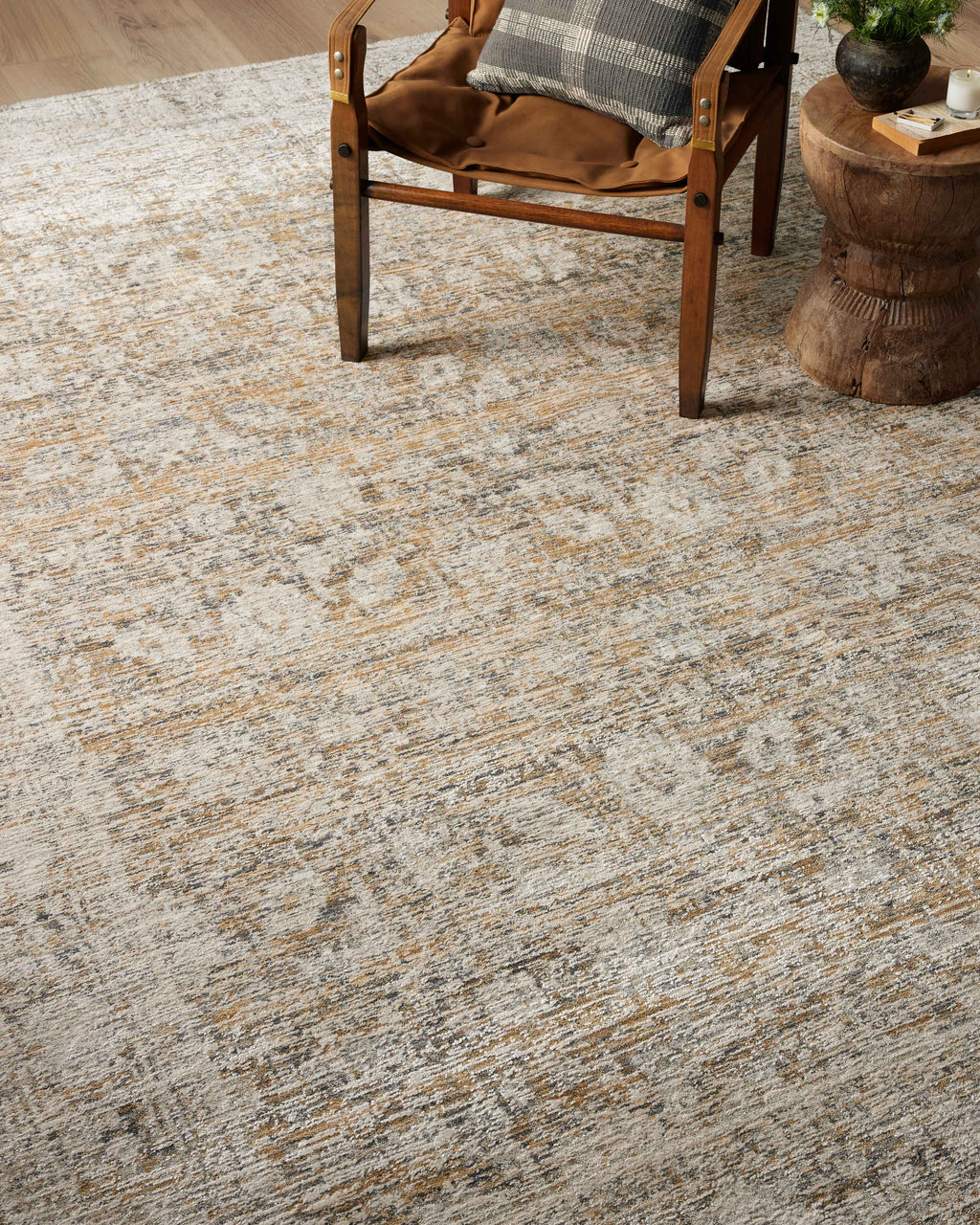 Alie Gold / Beige Rug