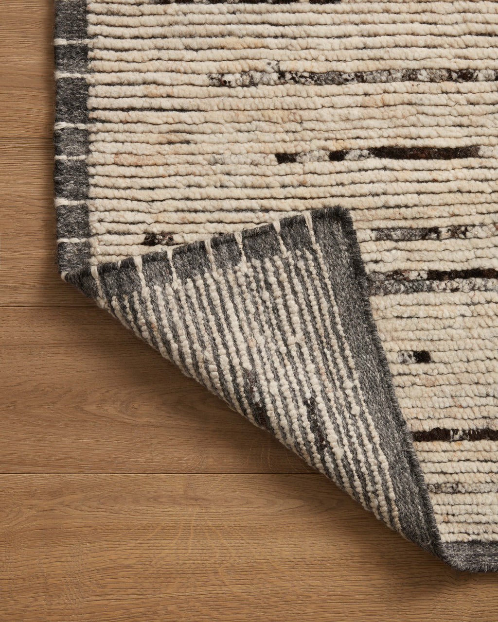 Briyana Natural / Black Rug
