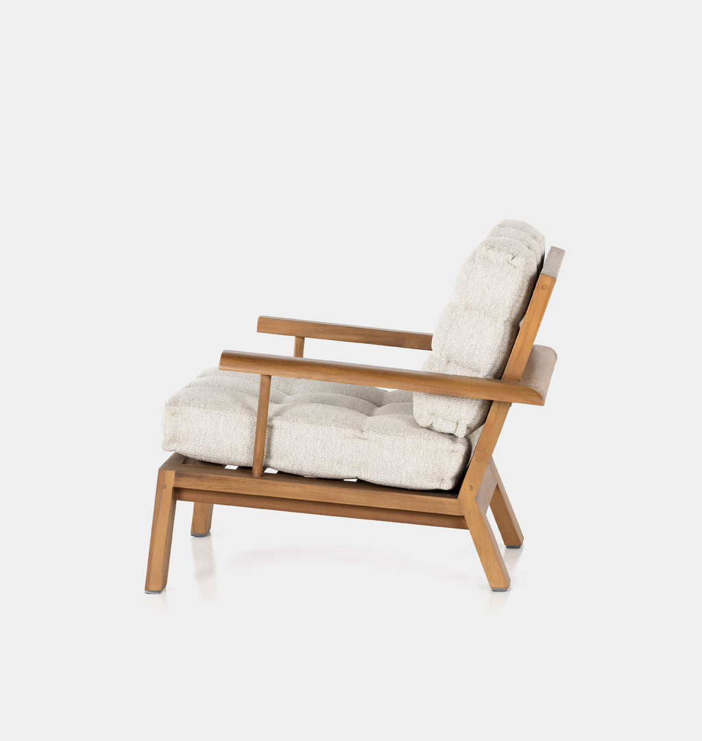 Bay Outdoor Lounging Chair
