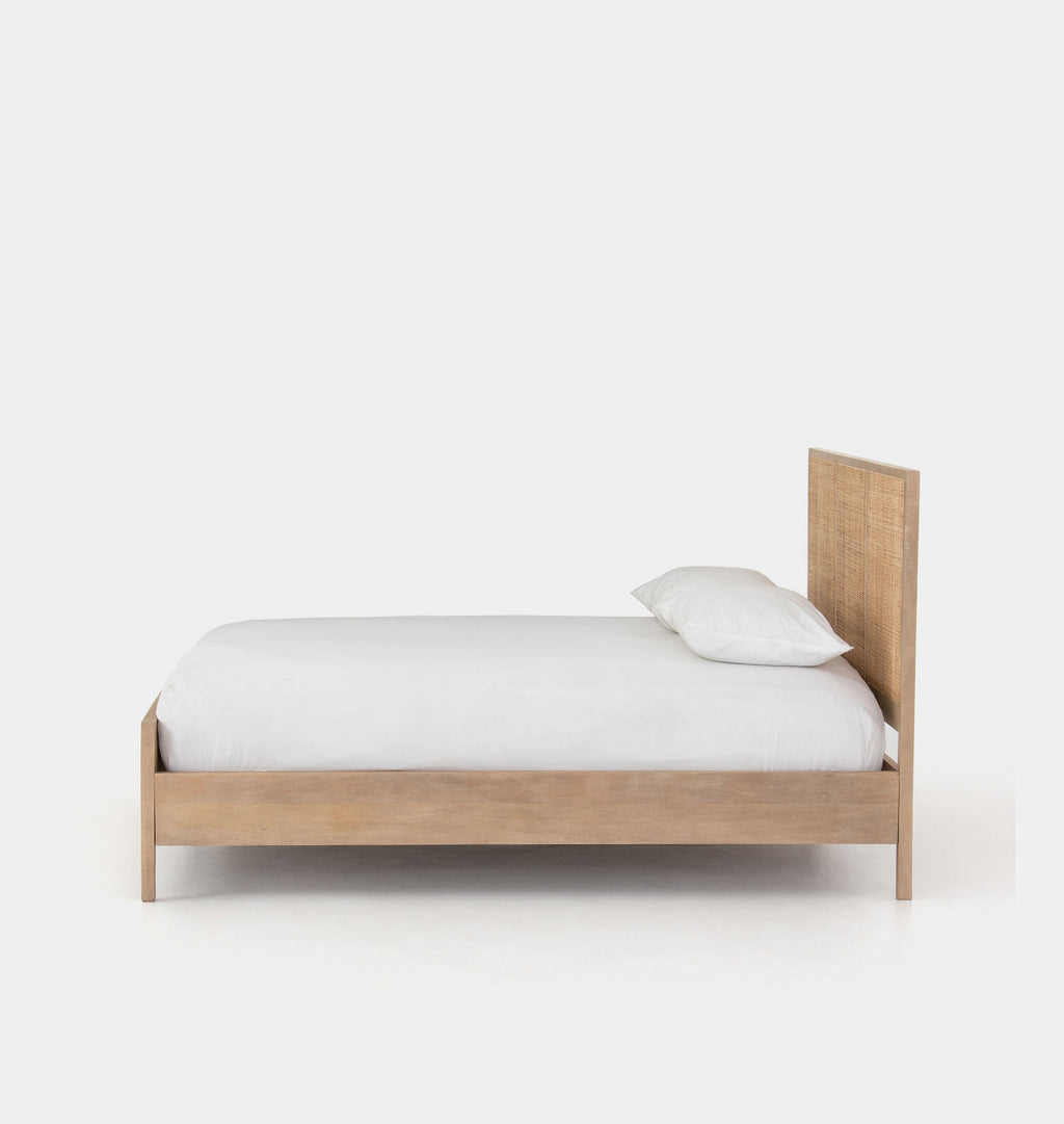 Cobain Natural Cane Bed 