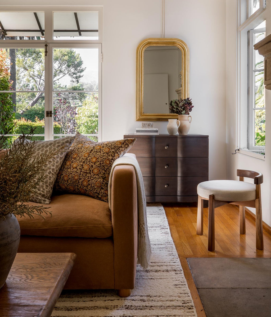 Lee Sofa