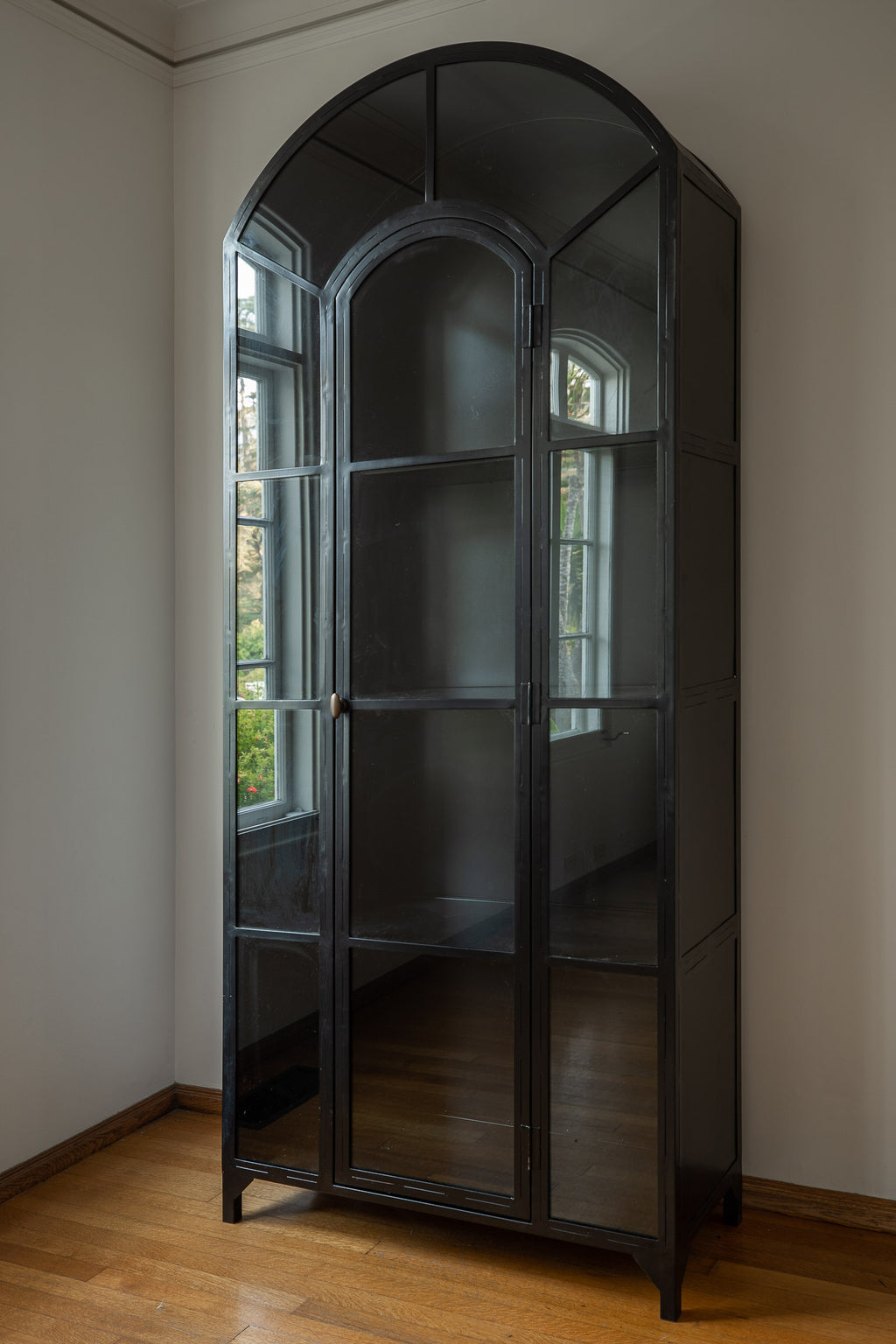 Monty Cabinet