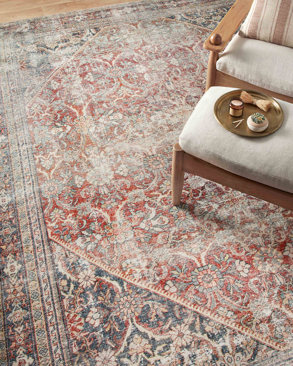 Georgie GER-01 Red / Navy Area Rug