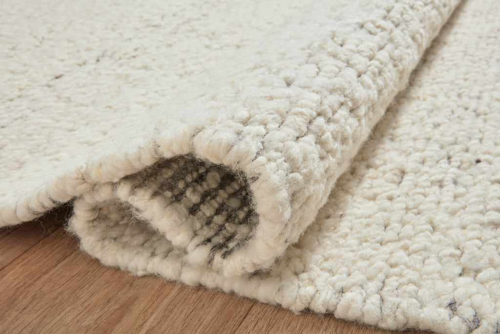 Mulholland MUL-02 Silver / Natural Area Rug