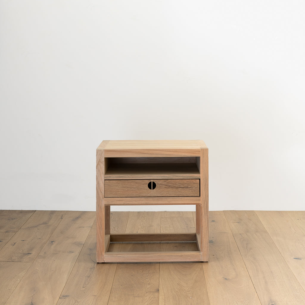 Mandeville Side Table - Furniture - Line - Side Table - Mandeville – Shoppe Amber Interiors