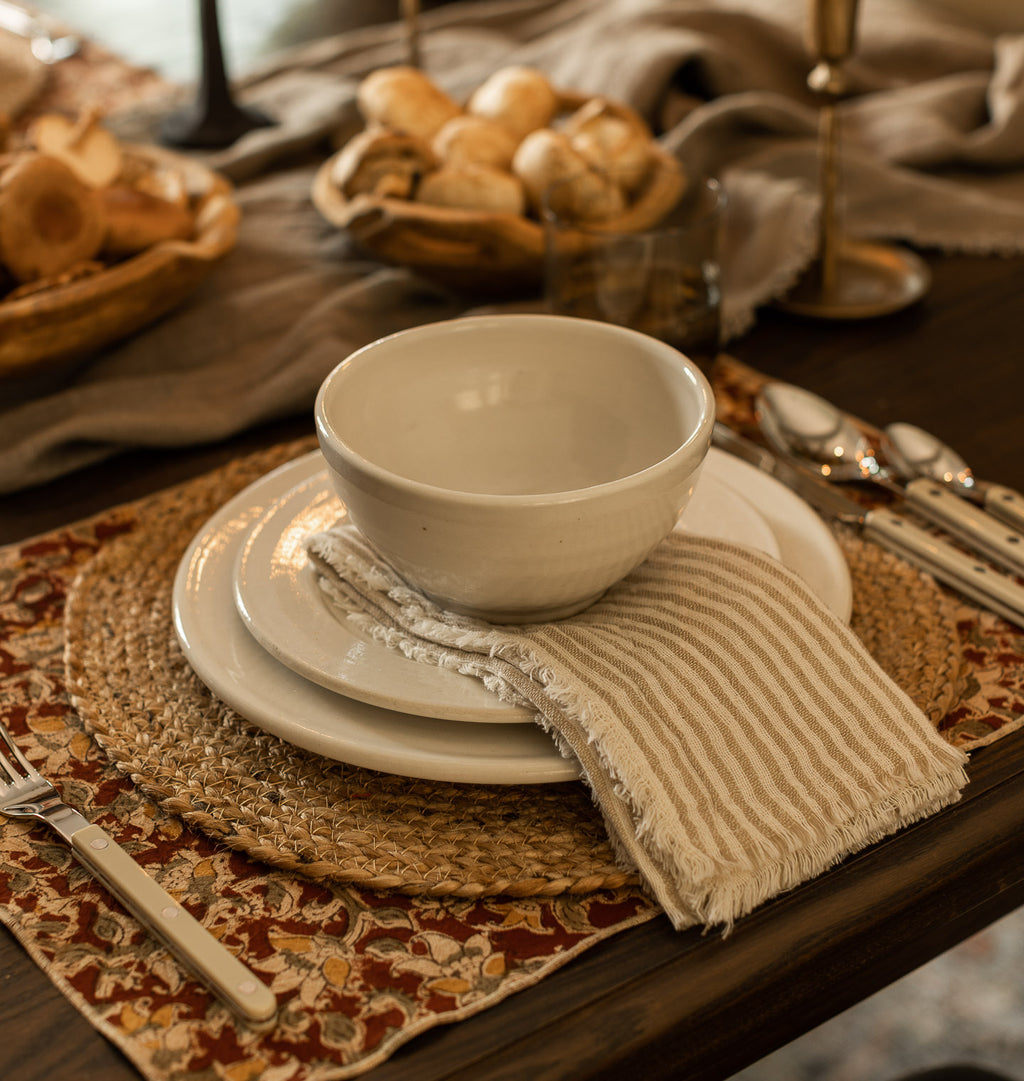 Farmhouse Dinnerware