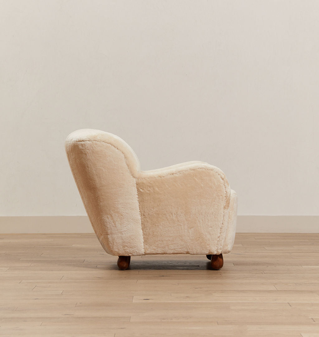 Tera Armchair Camel Shearling