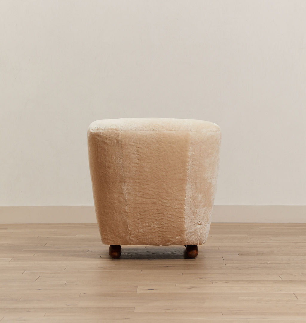Tera Armchair Camel Shearling