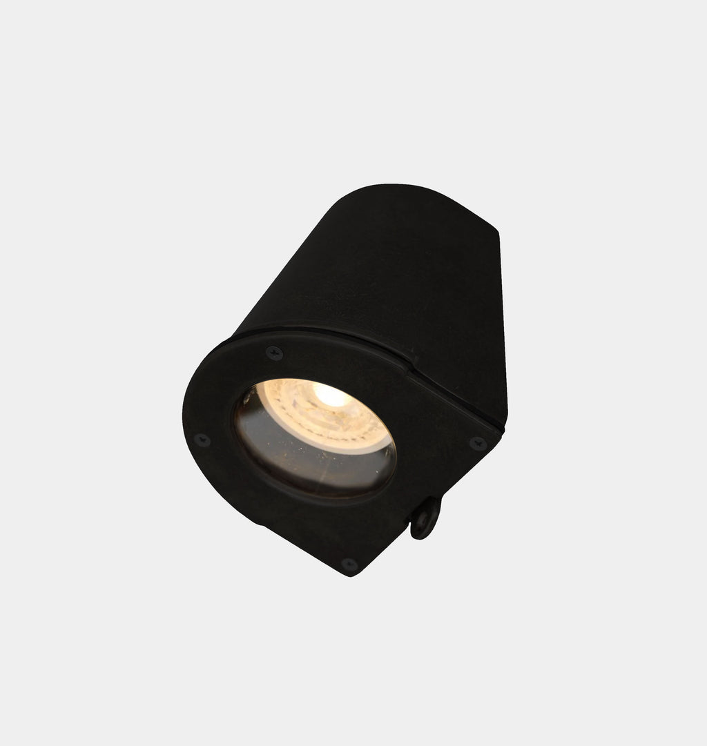 Wade Outdoor Spot Light