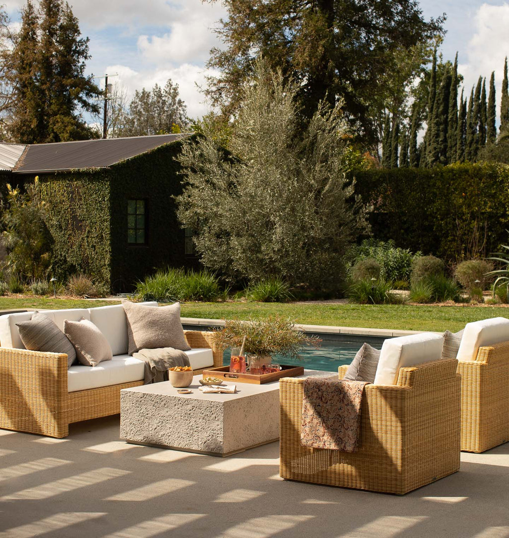 Elly Outdoor Lounge Chair