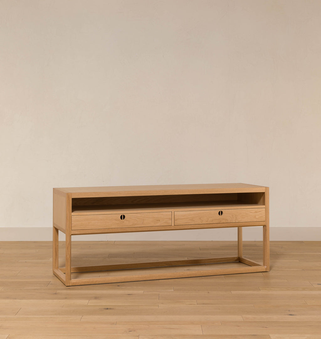 Mandeville Console