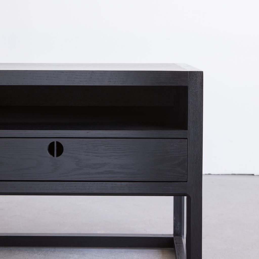 Mandeville Side Table - Furniture - Line - Side Table - Mandeville – Shoppe Amber Interiors