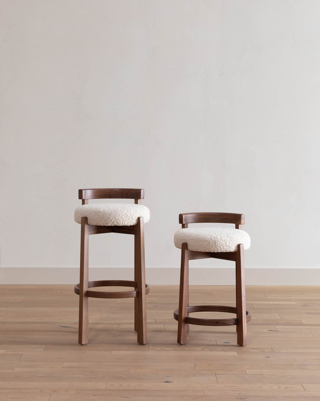 Cade Stool