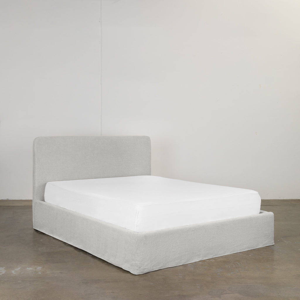 Shelby Bed