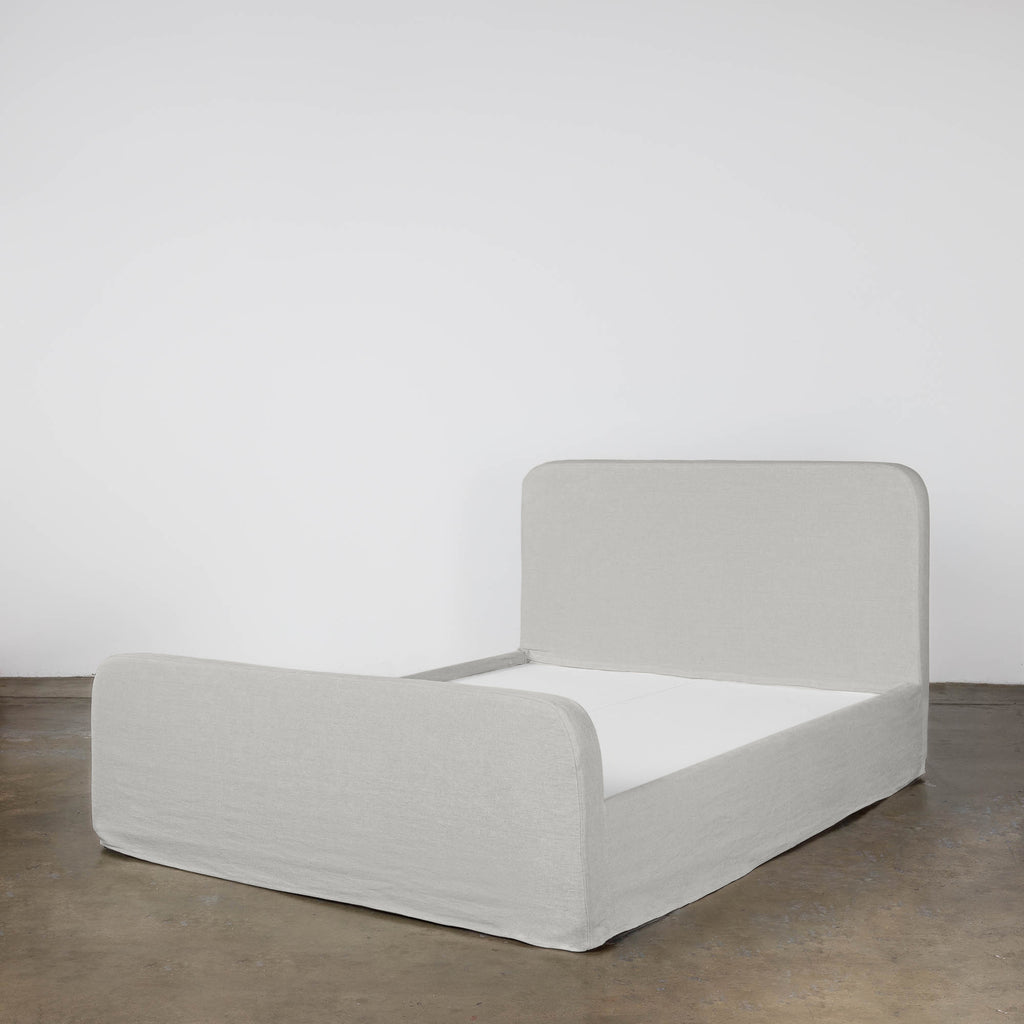 Shelby Bed with Footboard