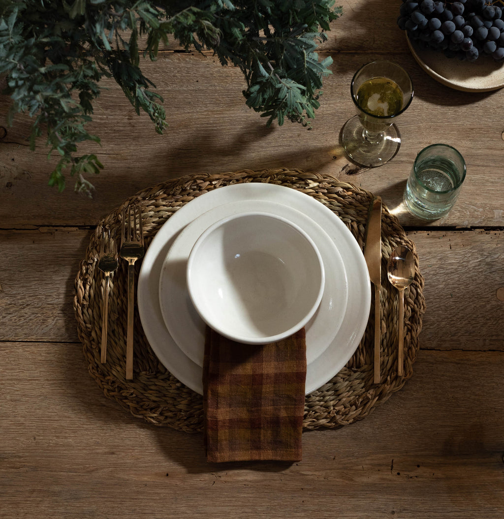 Farmhouse Dinnerware